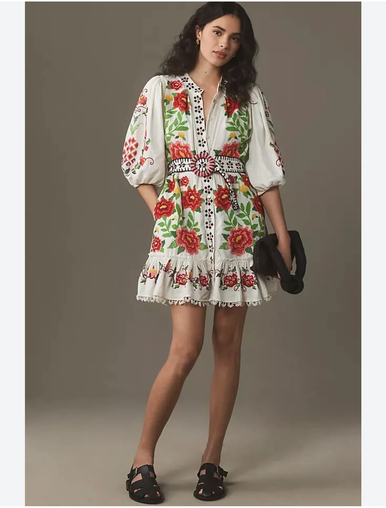 Aira Embriodery Dress - Image 4