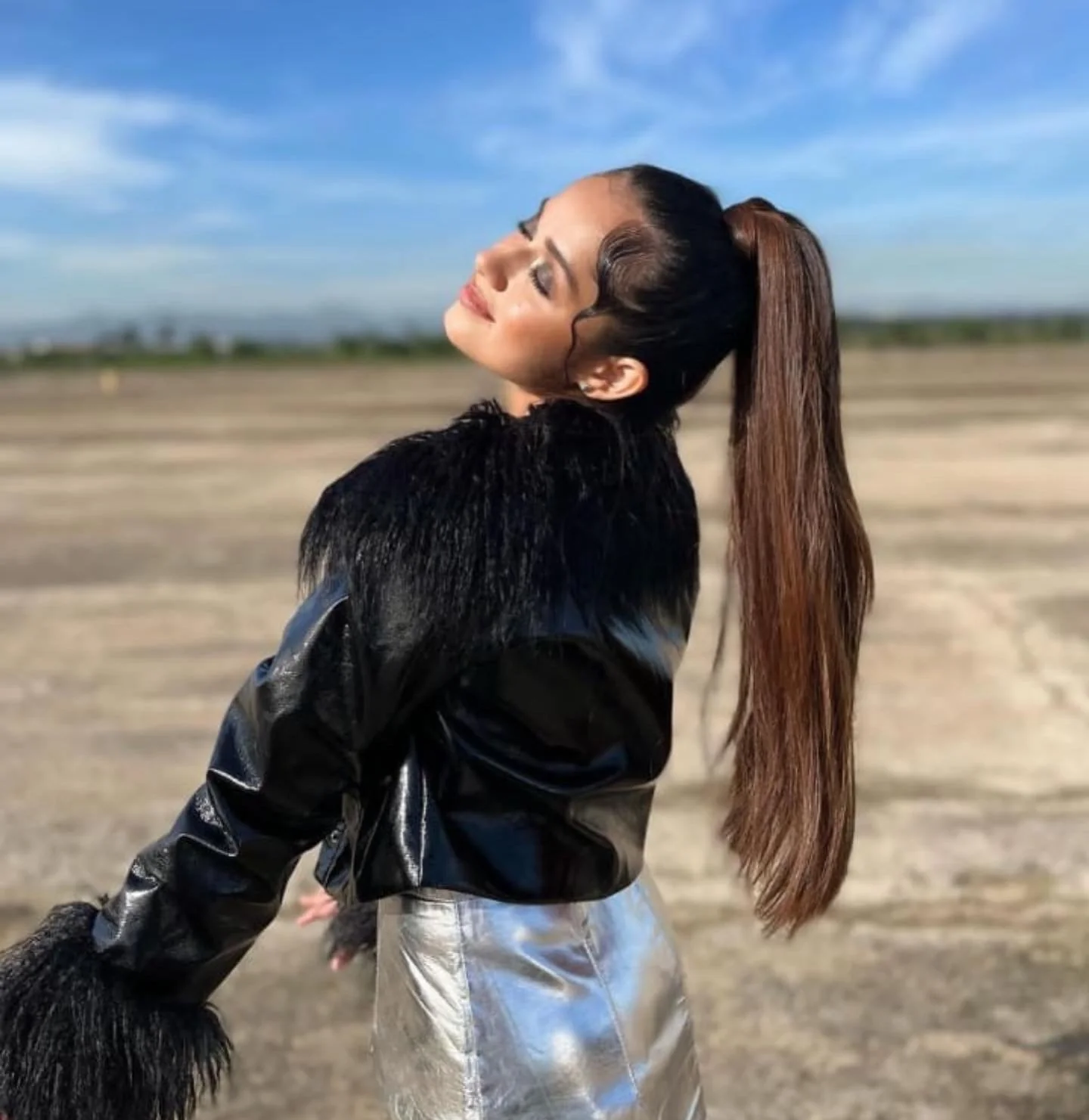 Chyla Leather Fur Jacket - Image 5