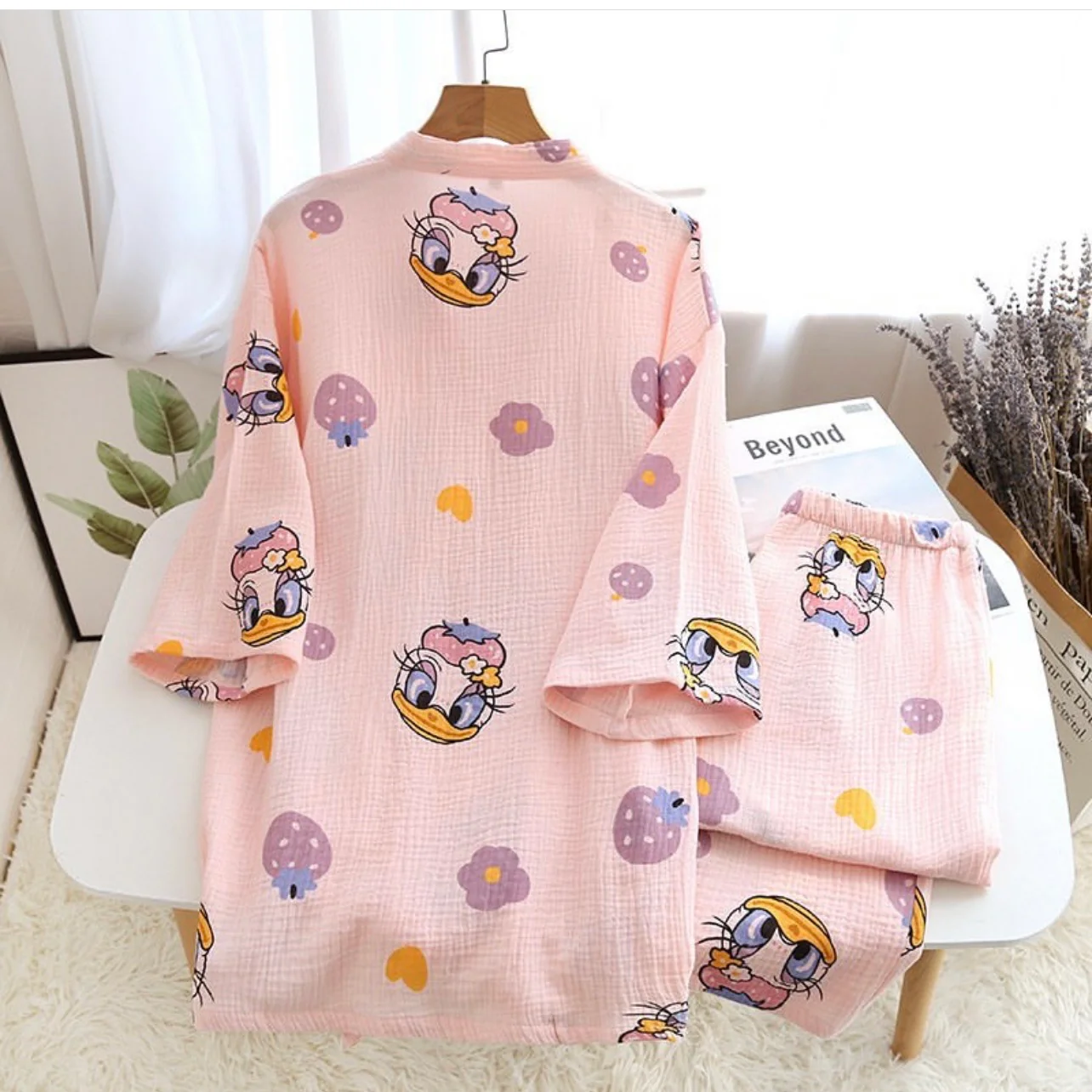 Daisy Duck Nightwear Set - Image 4