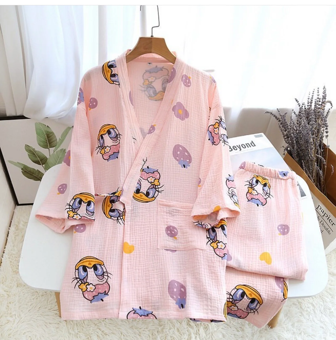 Daisy Duck Nightwear Set - Image 5
