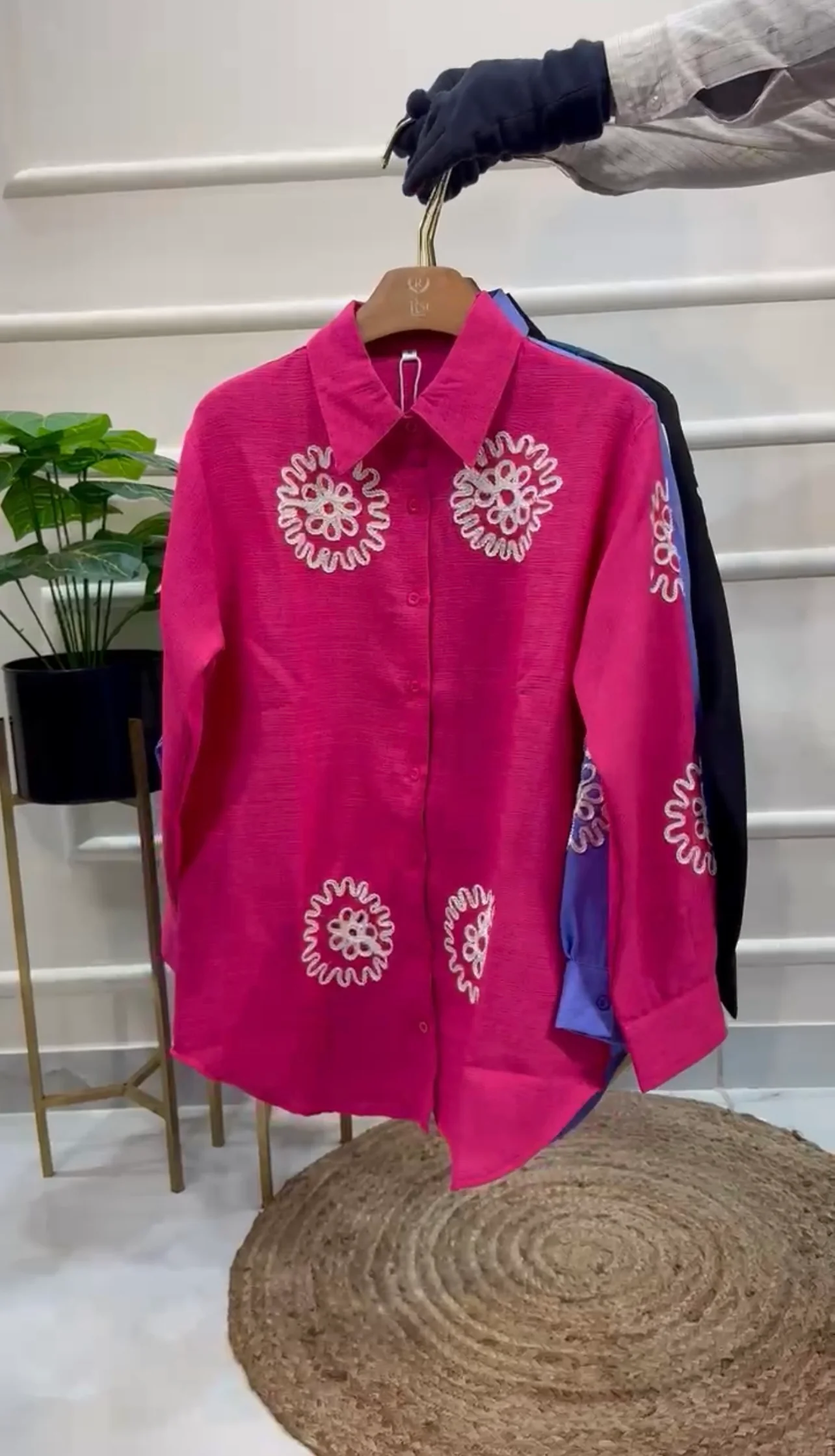 Lily Embriodered Shirt - Image 3