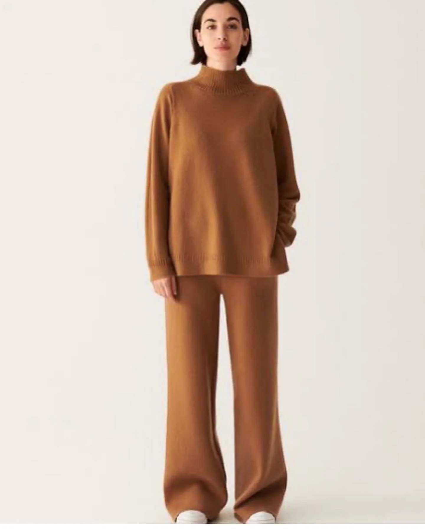 Neo Knitted Warm Cords - Image 2