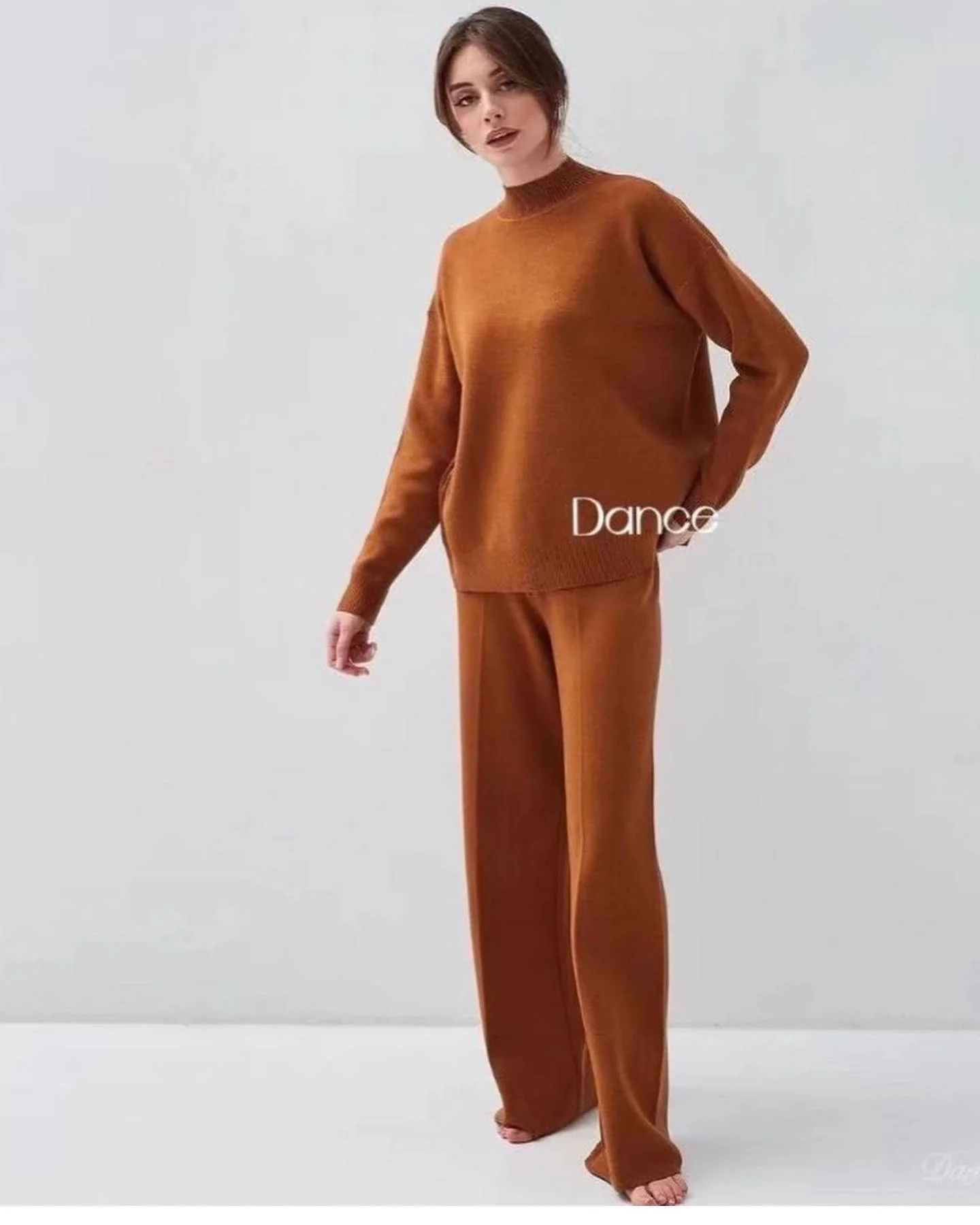 Neo Knitted Warm Cords - Image 3