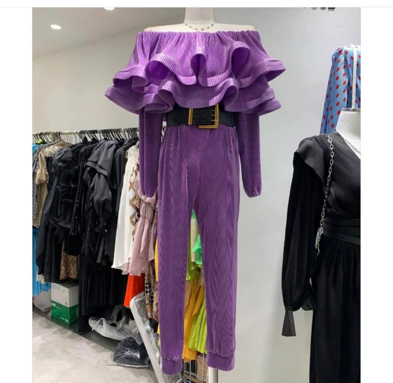 Off Shoulder Pleated Ruffle Jumpsuit - Image 6