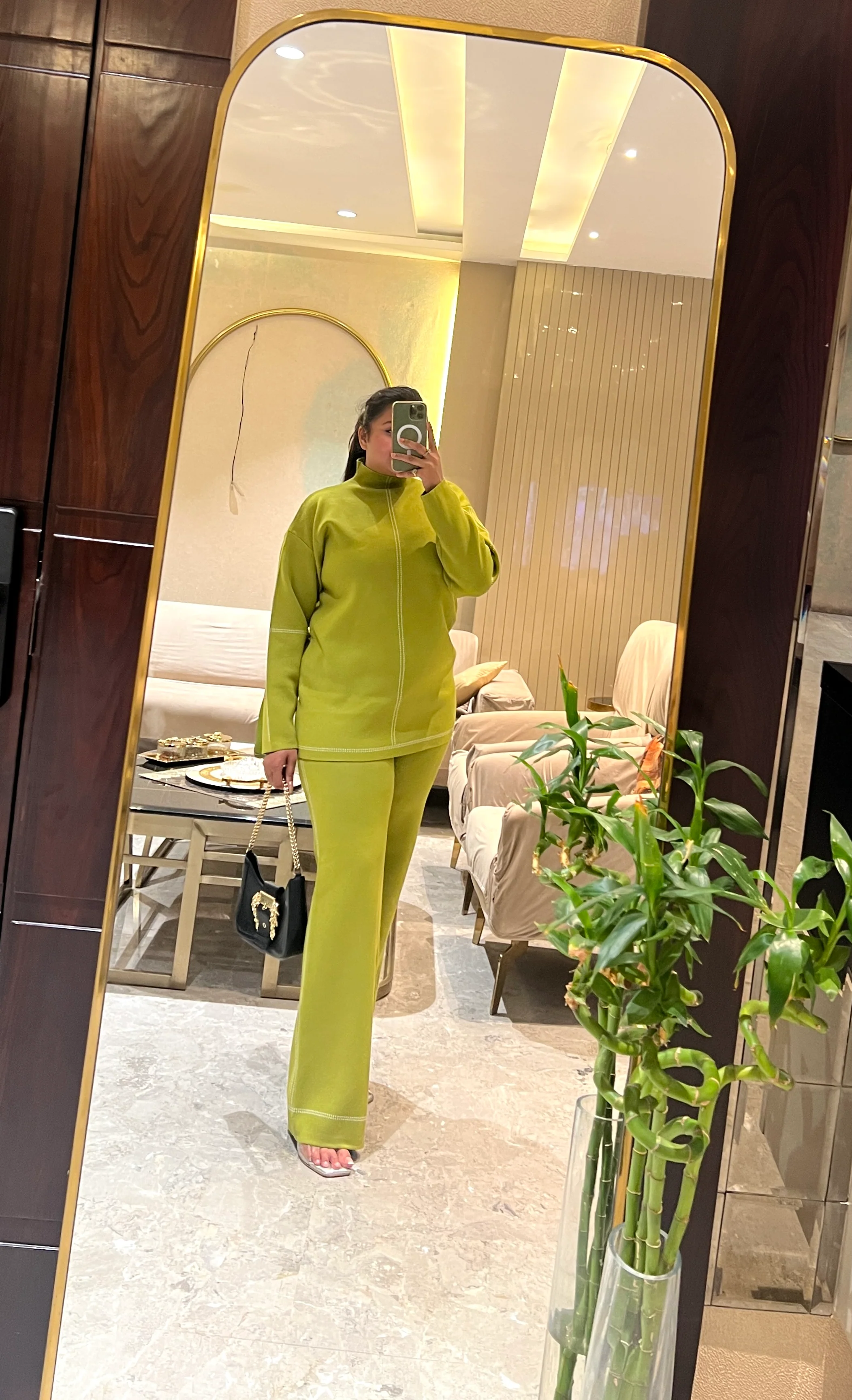 Oshi Luxe Cords Set - Image 6