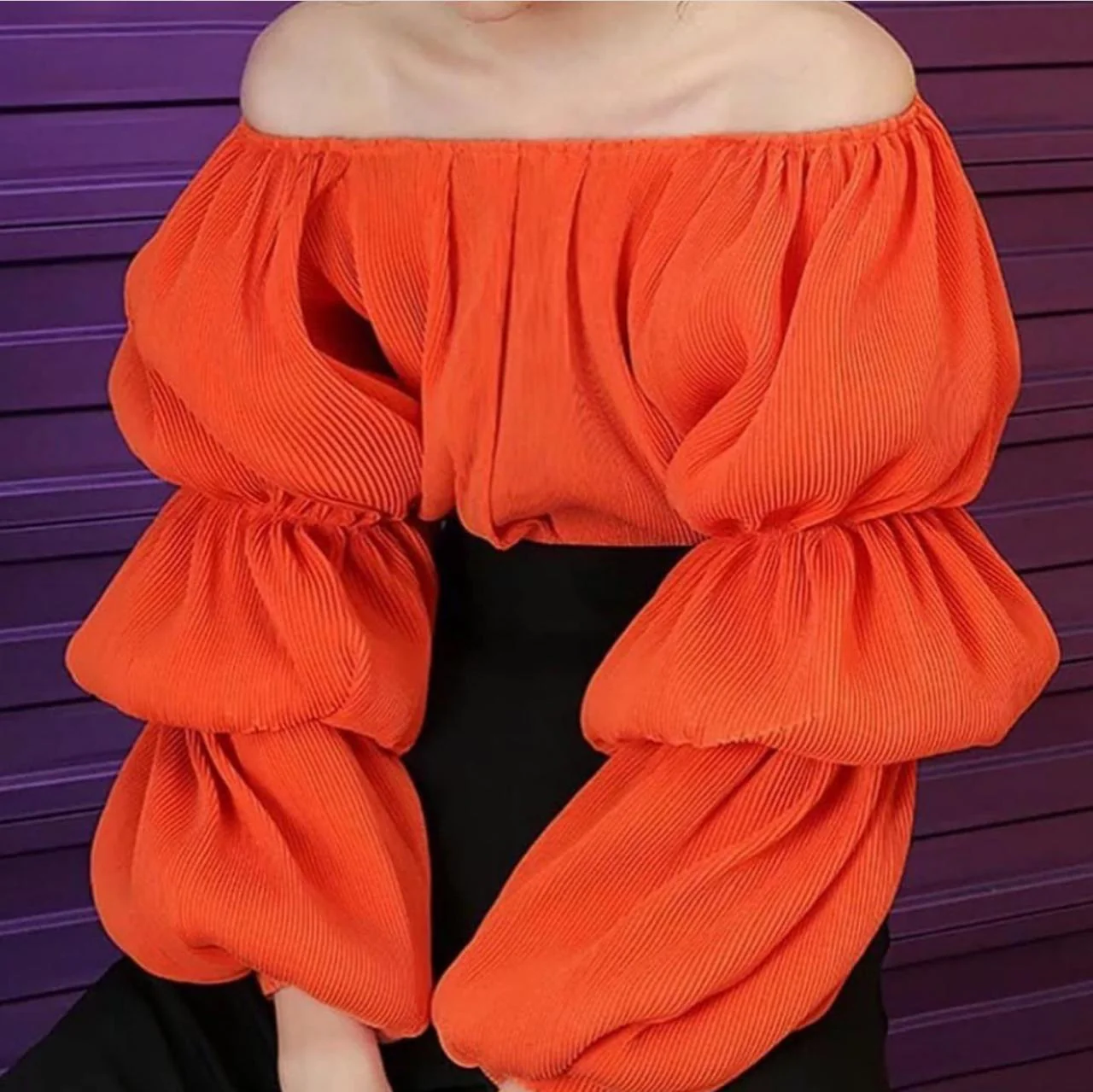 Pleated Puff Sleeves Top - Image 4