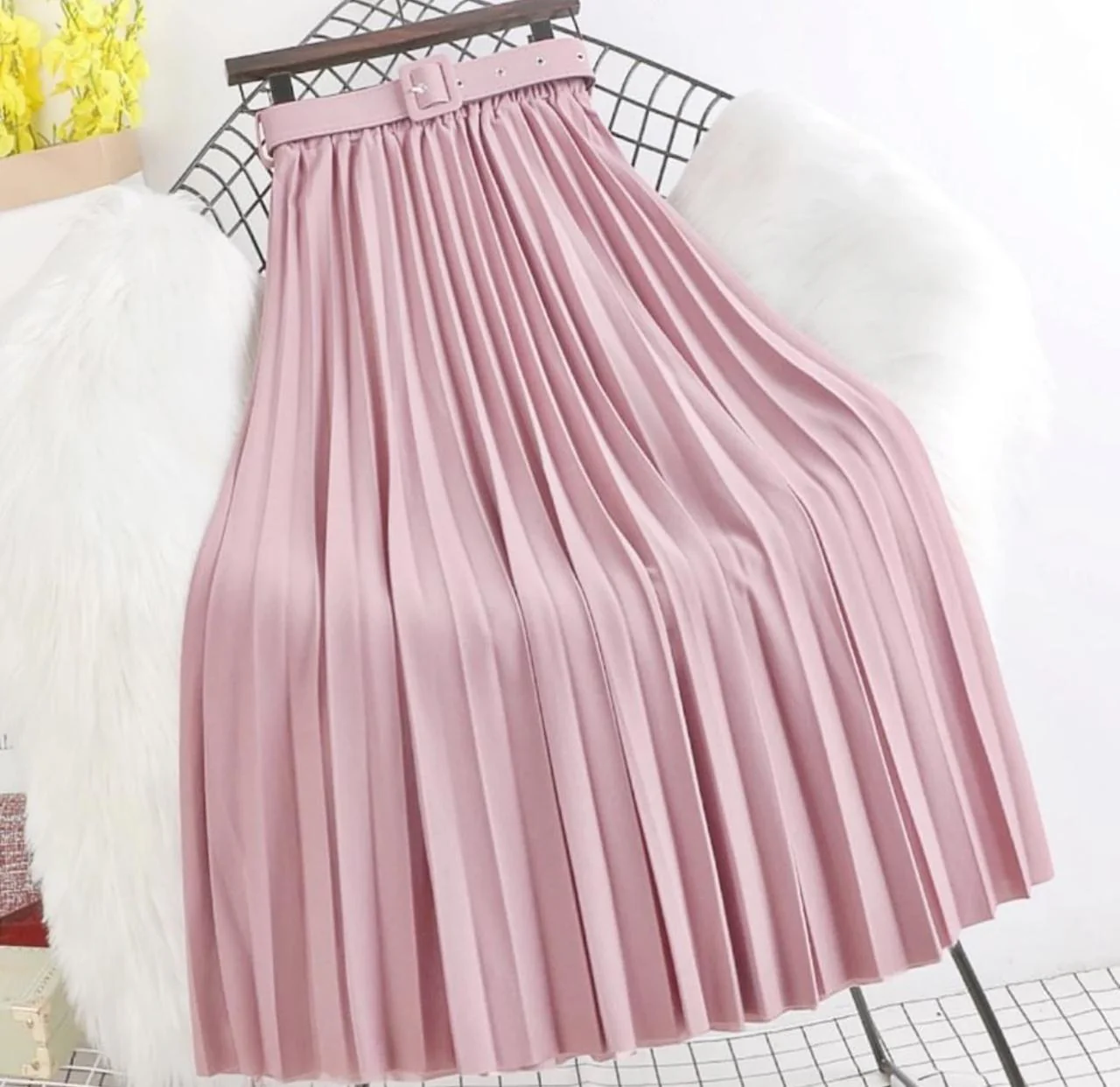Pleated Skirt With Belt - Image 3