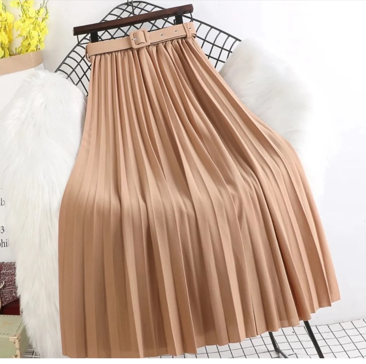 Pleated Skirt With Belt - Image 5