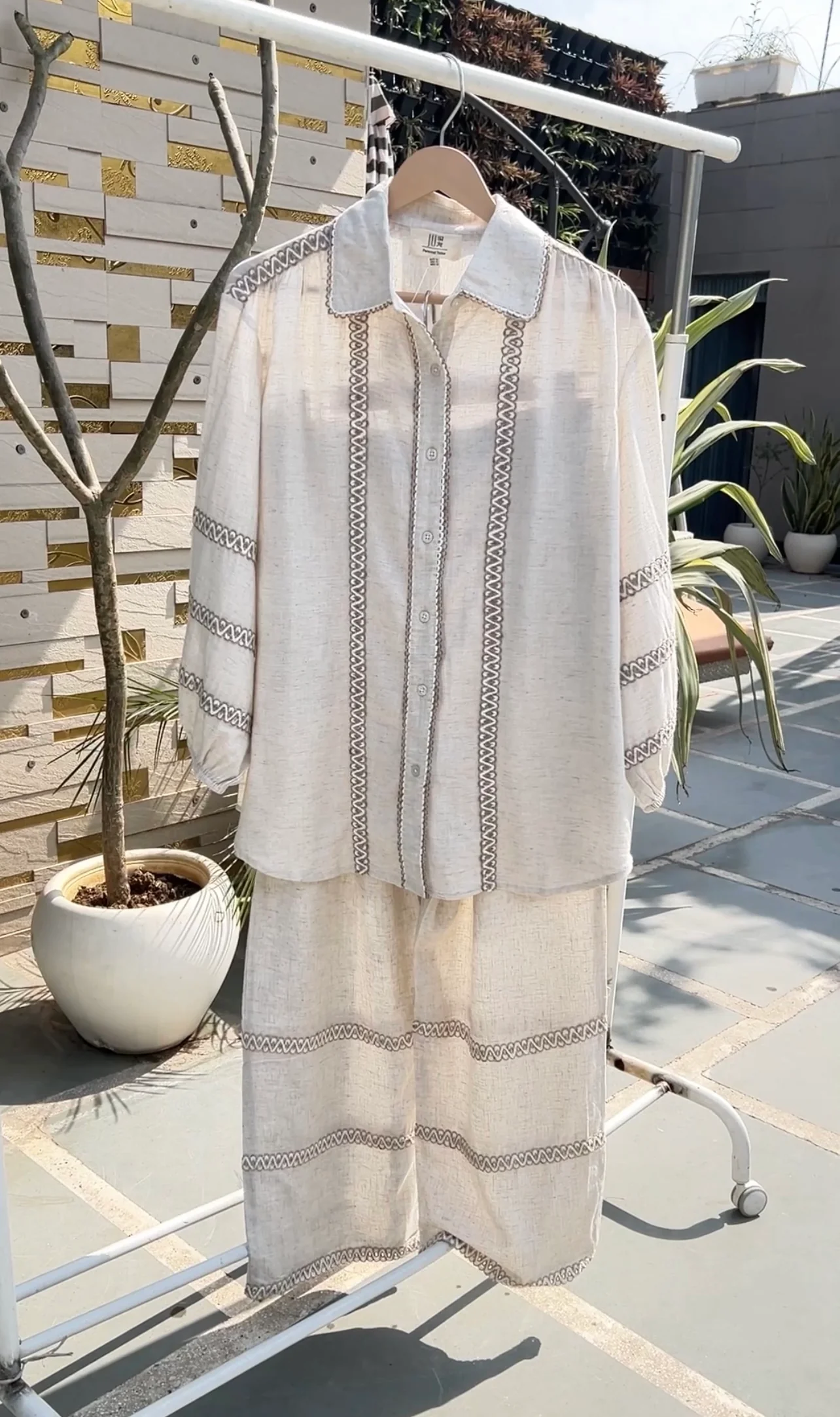Rehmat Linen Cords Set - Image 3