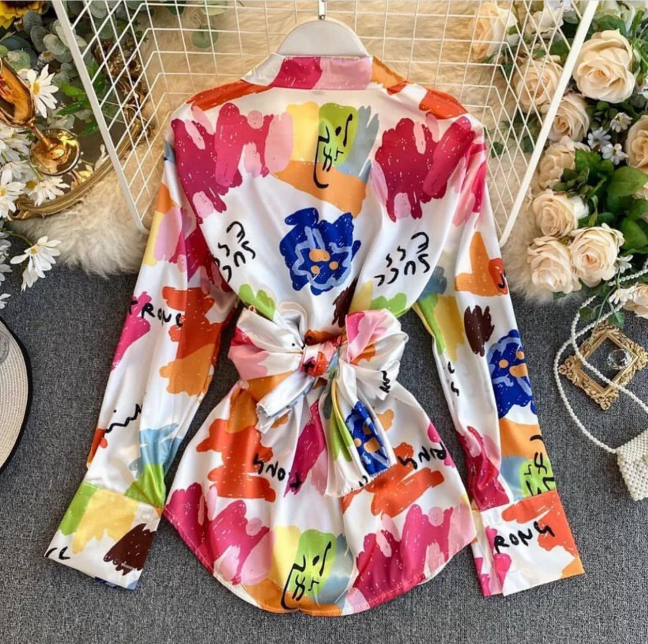Satin Back Bow Printed Shirt - Image 2