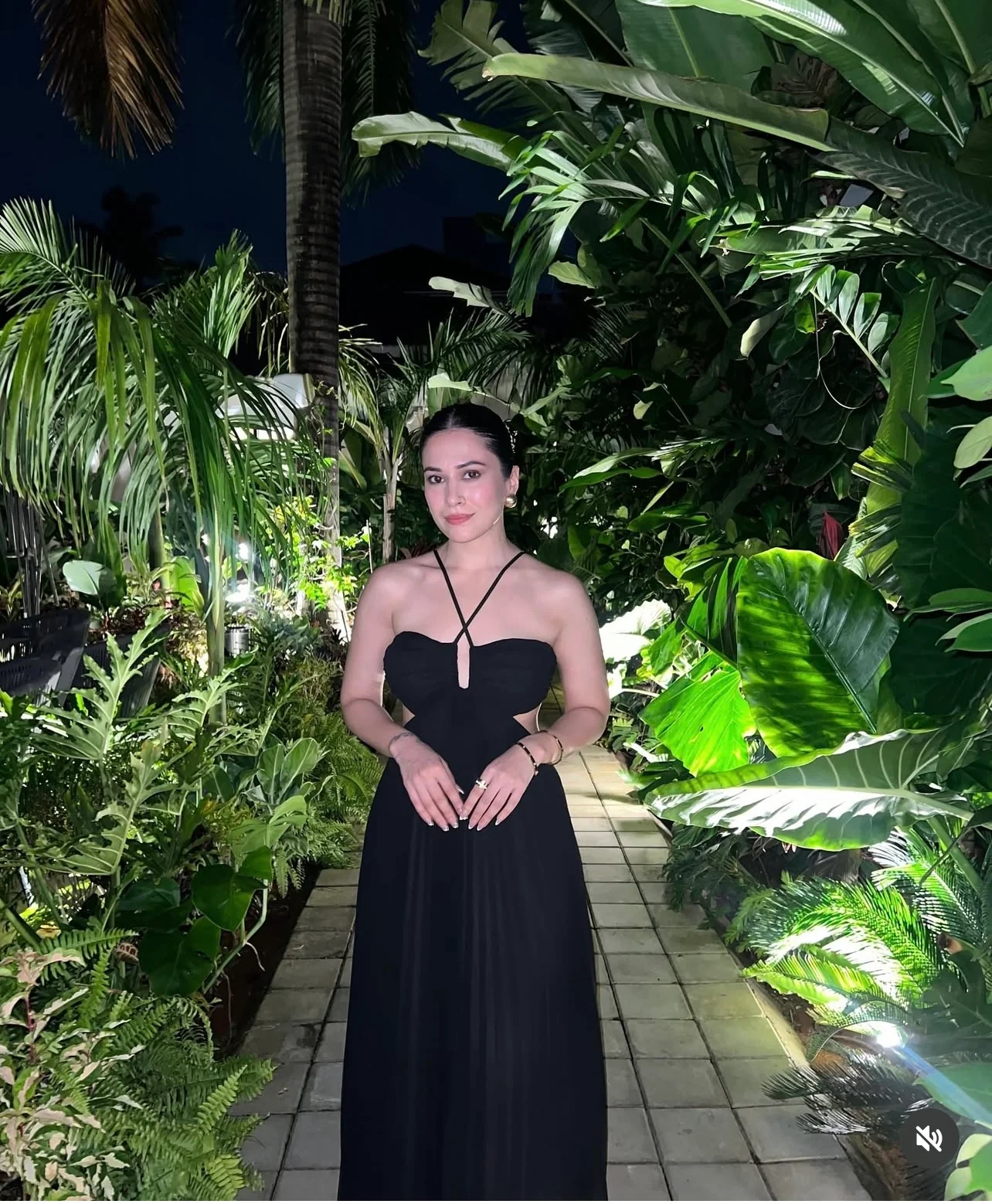 Shae Luxe Maxi Dress - Image 8