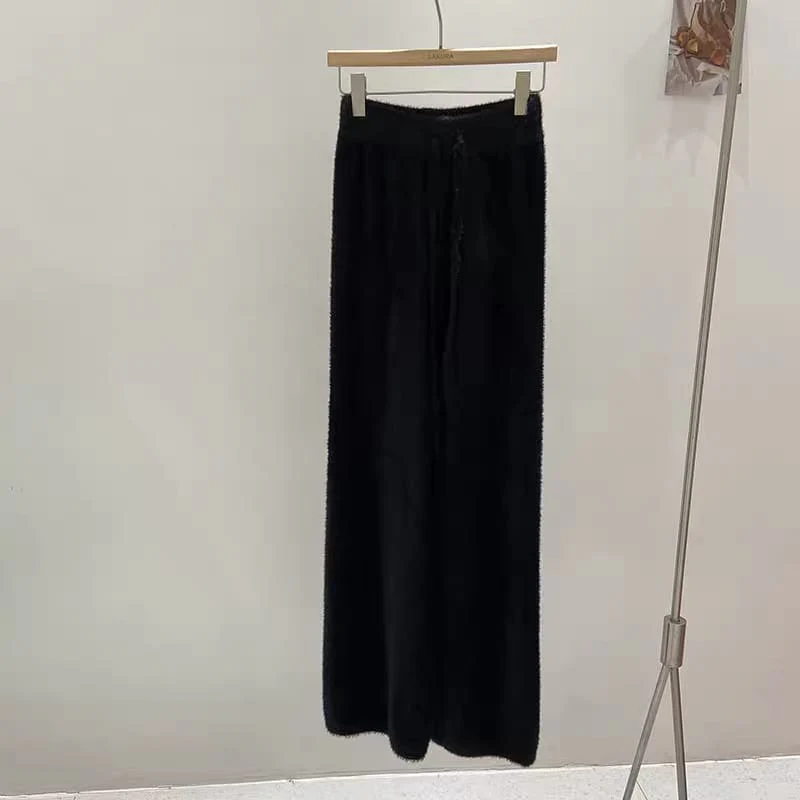Soft Woollen Bottoms - Image 9