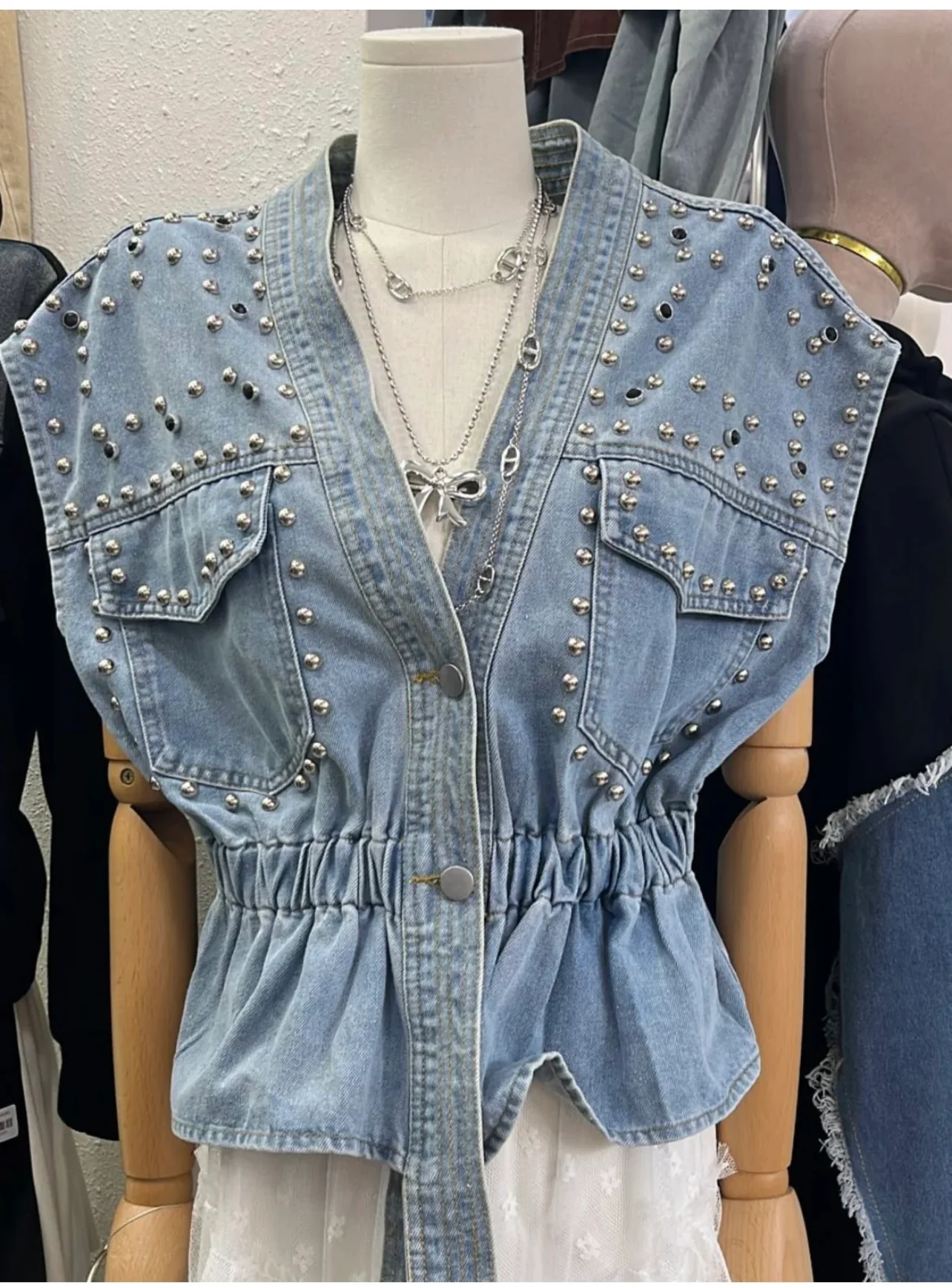 Denim Embellish Bluose - Image 4