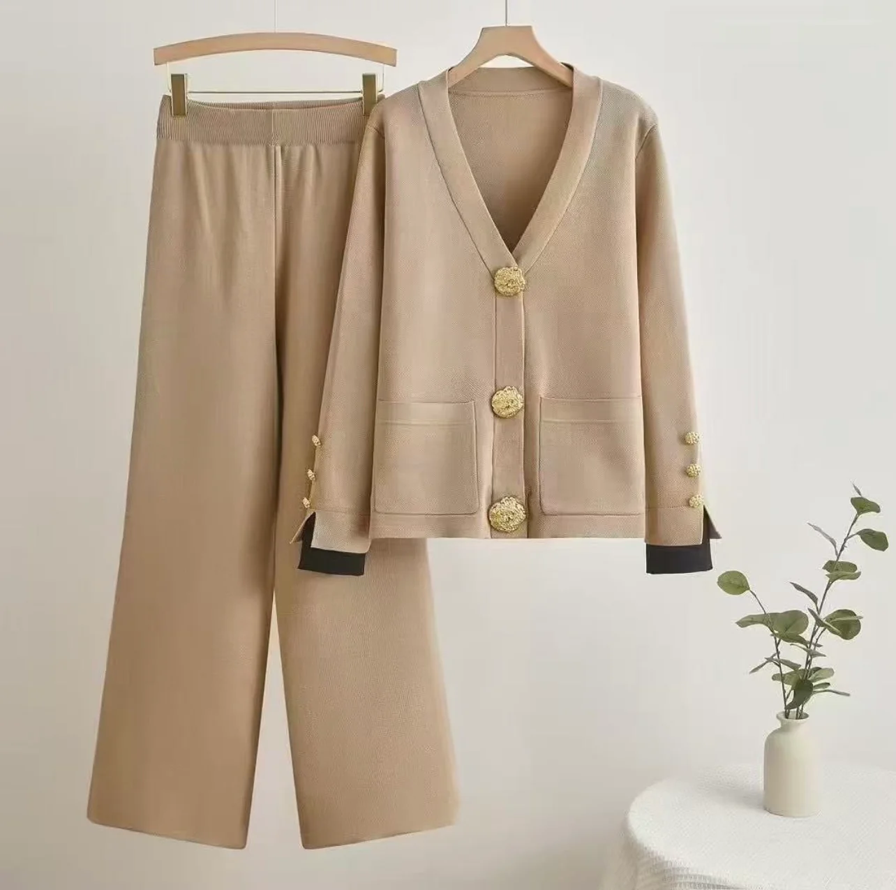 Velora Luxe Button Cords - Image 2